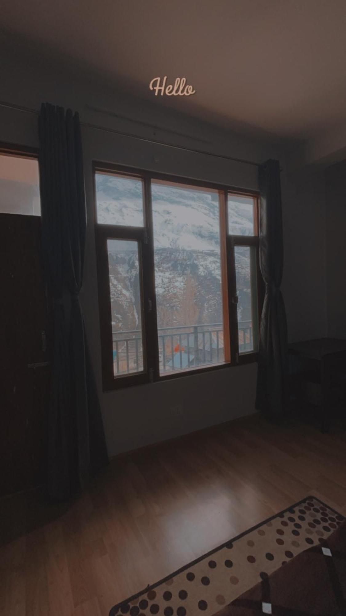 Apartamento Lha Pomo Kyelang Exterior foto