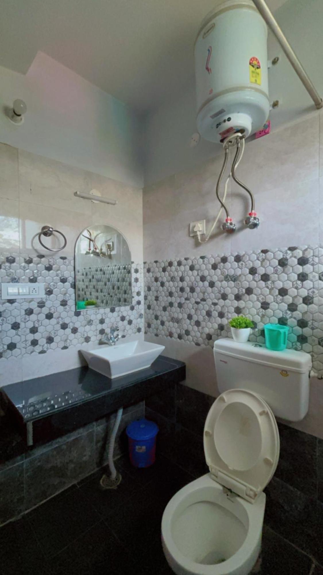 Apartamento Lha Pomo Kyelang Exterior foto