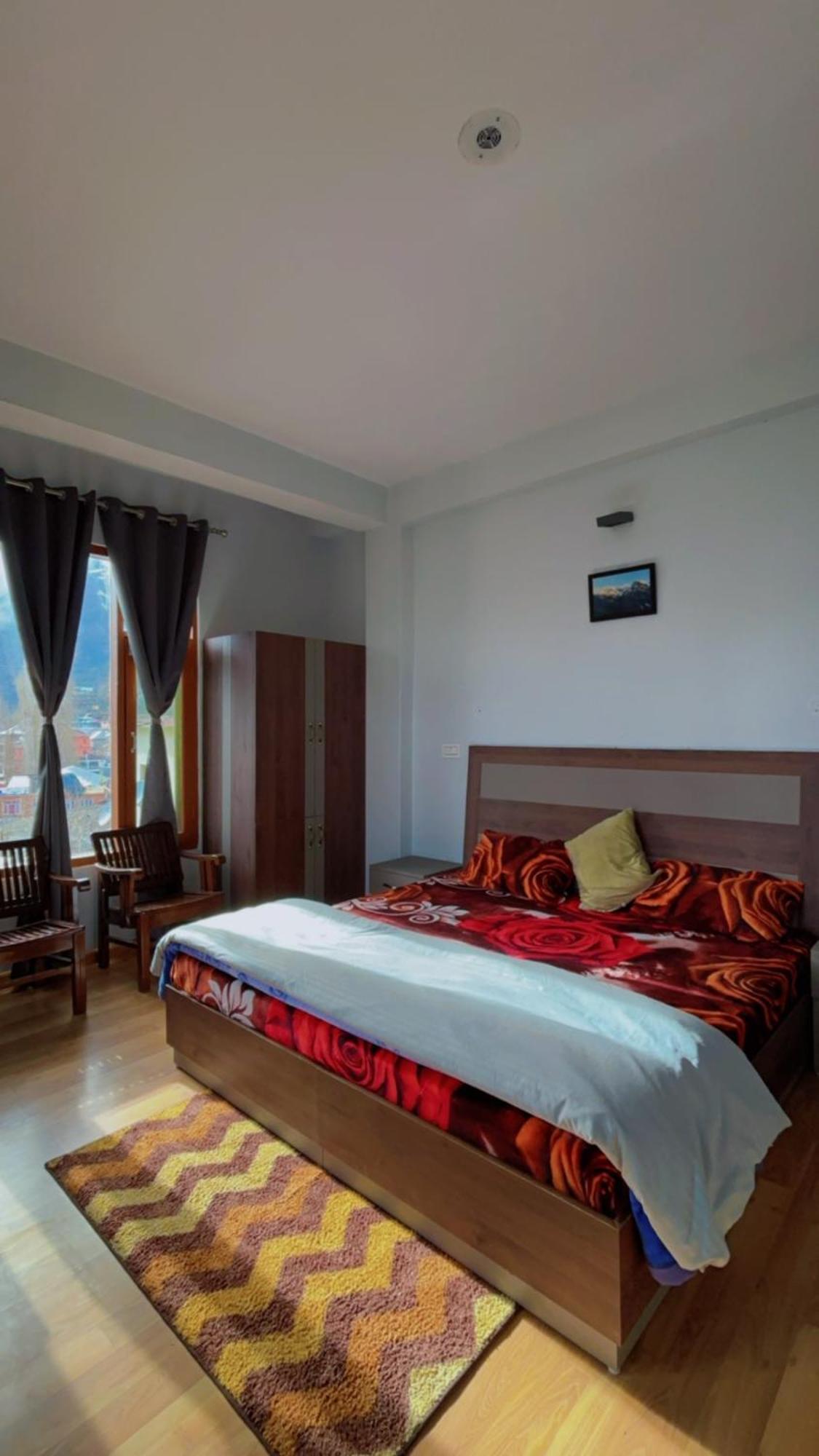 Apartamento Lha Pomo Kyelang Exterior foto
