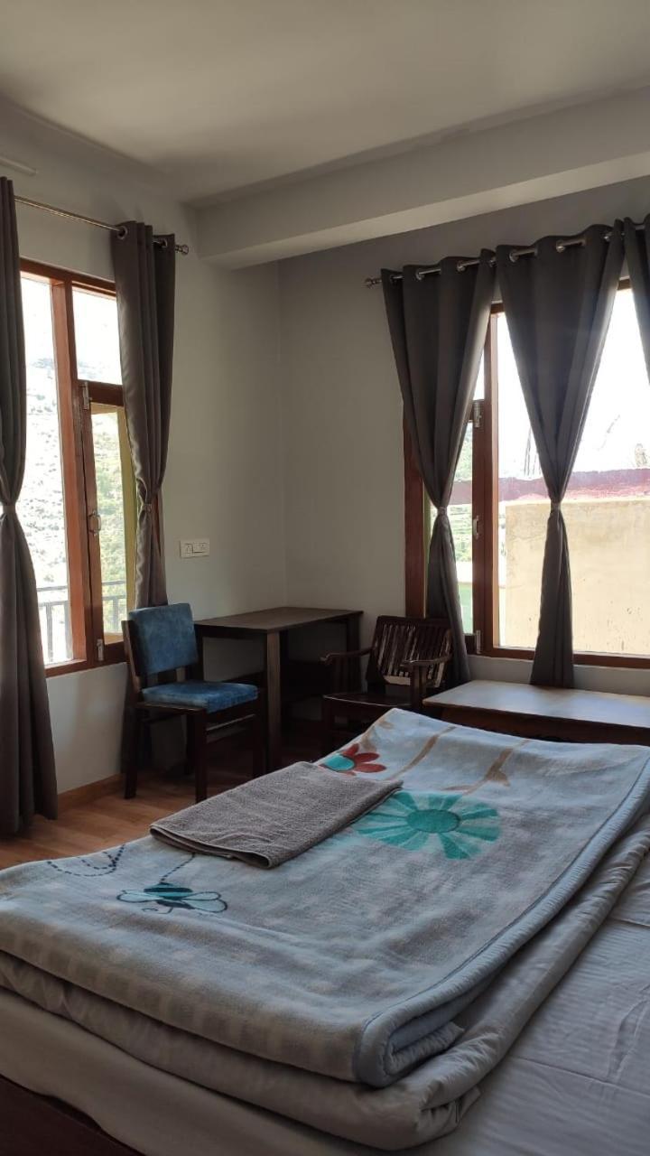 Apartamento Lha Pomo Kyelang Exterior foto